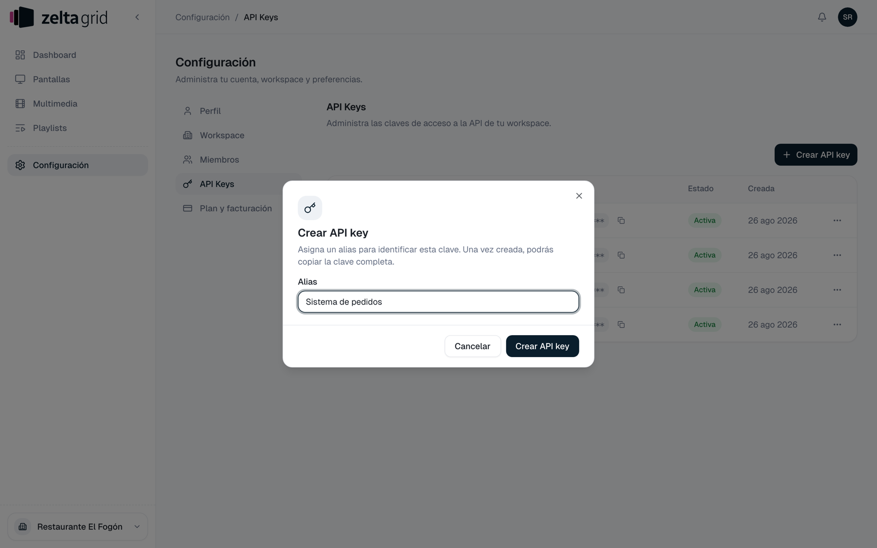 Diálogo Crear API key con el campo Alias